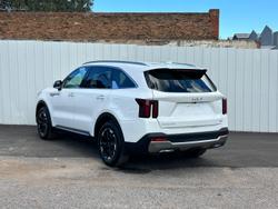 2024 Kia Sorento Sport