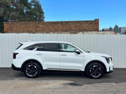 2024 Kia Sorento Sport