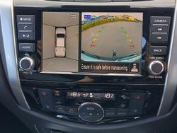 2025 Nissan Navara ST-X
