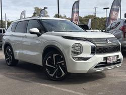 2025 Mitsubishi Outlander PHEV Exceed