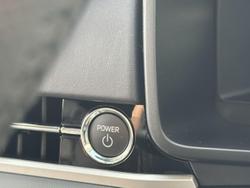 2025 Mitsubishi Outlander PHEV Exceed