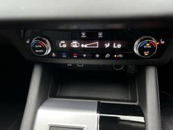 2025 Mitsubishi Outlander PHEV Exceed