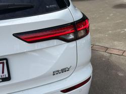 2025 Mitsubishi Outlander PHEV Exceed