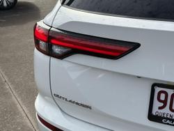 2025 Mitsubishi Outlander PHEV Exceed