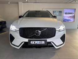 2025 Volvo XC60 Plus T8 Plug-In Hybrid Dark