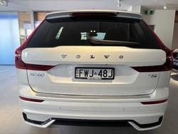 2025 Volvo XC60 Plus T8 Plug-In Hybrid Dark