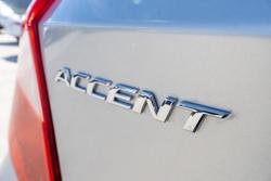 2013 Hyundai Accent Active