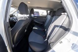2013 Hyundai Accent Active