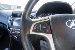 2013 Hyundai Accent Active