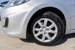 2013 Hyundai Accent Active