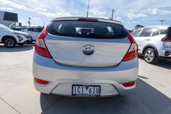 2013 Hyundai Accent Active