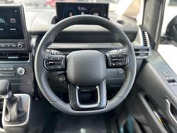 2026 Hyundai STARIA LOAD