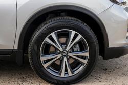 2021 Nissan X-TRAIL ST-L