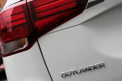 2021 Mitsubishi Outlander LS