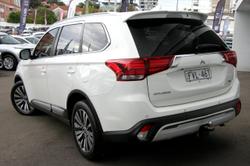 2021 Mitsubishi Outlander LS