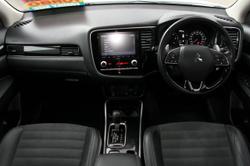 2021 Mitsubishi Outlander LS