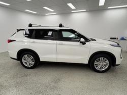 2024 Mitsubishi Outlander LS ZM MY24 AWD White