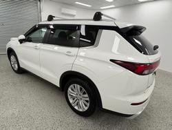 2024 Mitsubishi Outlander LS ZM MY24 AWD White