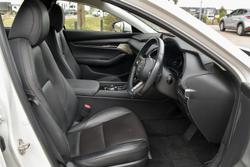 2019 Mazda 3 G25 Astina