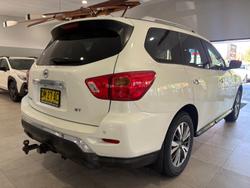 2018 Nissan Pathfinder ST