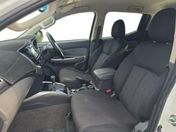 2016 Mitsubishi Triton GLS