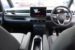 2025 Volkswagen ID. Buzz Pro BEV560