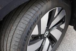 2025 Volkswagen ID. Buzz Pro BEV560