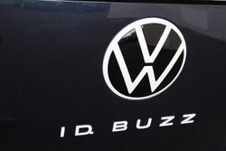 2025 Volkswagen ID. Buzz Pro BEV560