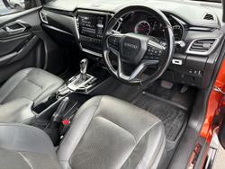2020 Isuzu D-MAX X-TERRAIN