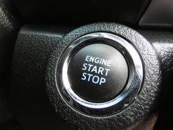 2023 Toyota Hilux SR5