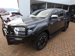 2023 Toyota Hilux SR5