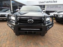 2023 Toyota Hilux SR5