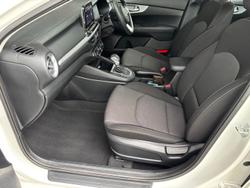 2023 Kia Cerato S