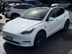 2025 Tesla Model Y Long Range