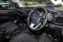 2023 Toyota Hilux SR