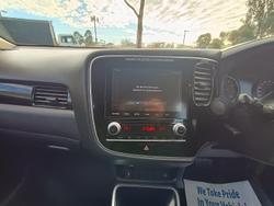 2020 Mitsubishi Outlander ES