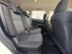 2020 Mitsubishi Outlander ES