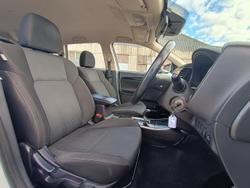 2020 Mitsubishi Outlander ES