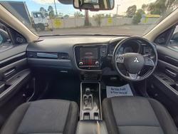 2020 Mitsubishi Outlander ES