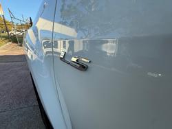 2016 Isuzu D-MAX LS-Terrain MY15.5 4X4 Dual Range Splash White