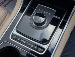 2016 Jaguar XE 20t Prestige