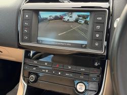 2016 Jaguar XE 20t Prestige
