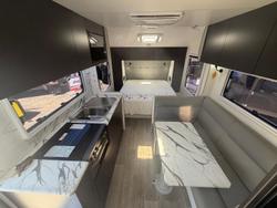 2022 Sunfinder Caravans 18.6 semi off road