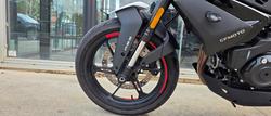 2024 CFMOTO 450 NK WHITE