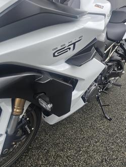2025 Suzuki GSX-S1000 GT GSX-S White