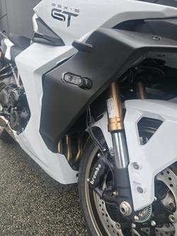 2025 Suzuki GSX-S1000 GT GSX-S White
