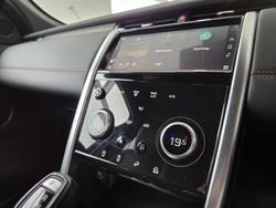 2022 Land Rover Discovery Sport P250 R-Dynamic SE