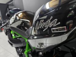2025 Kawasaki NINJA H2 Grey