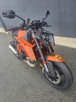 2025 KTM 1390 Super Duke R Super Duke Orange