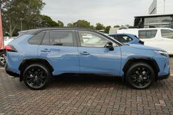 2025 Toyota RAV4 XSE